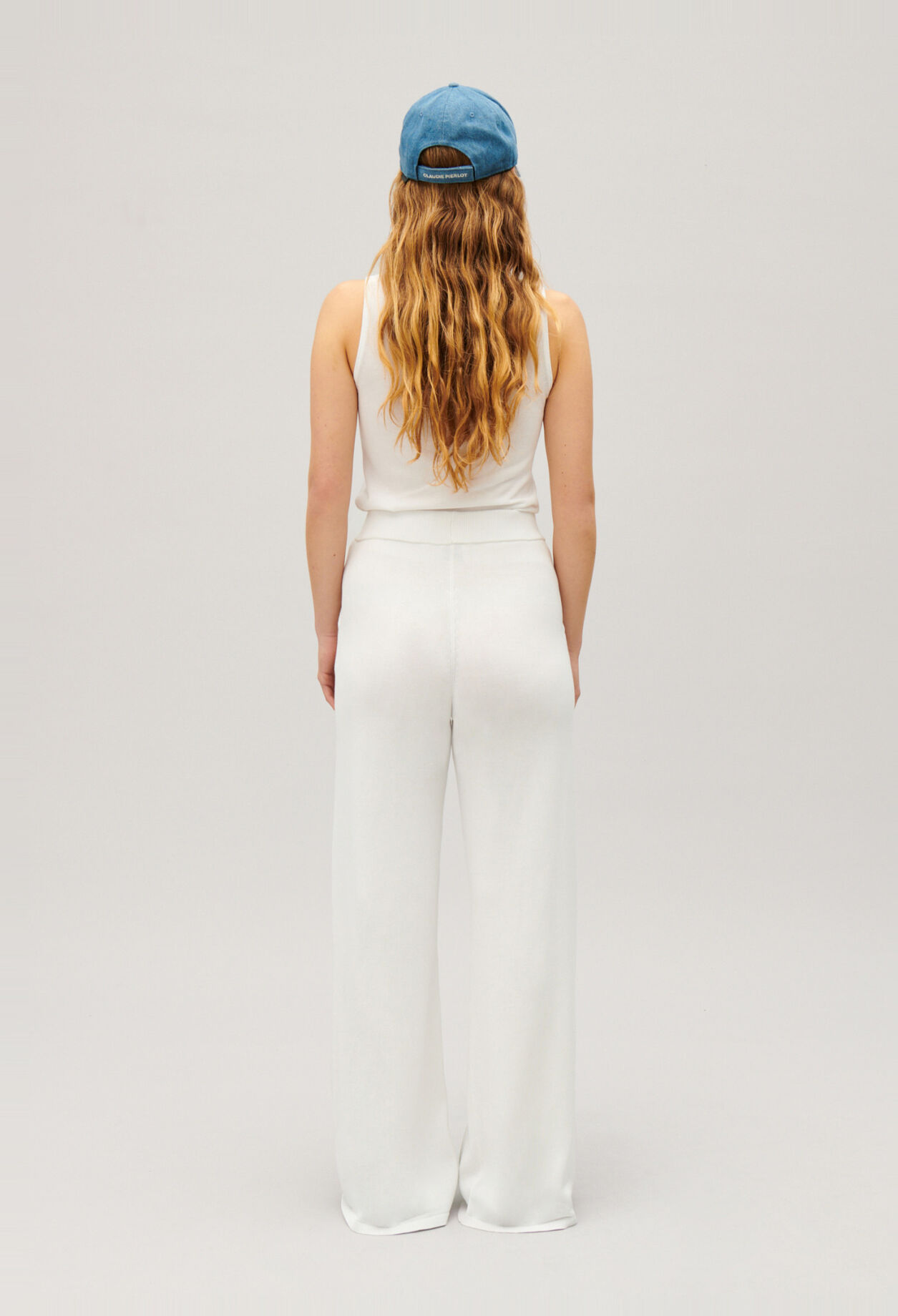 Fließende Strickhose