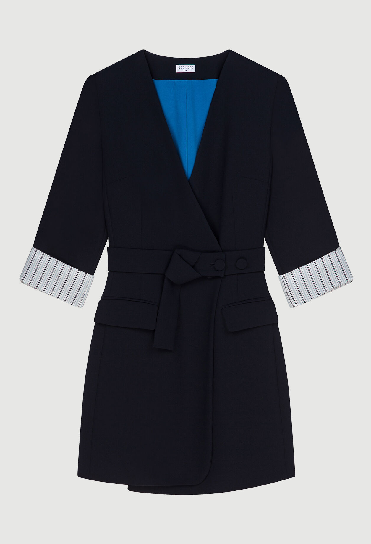 Kleid mit Ärmelabschlüssen