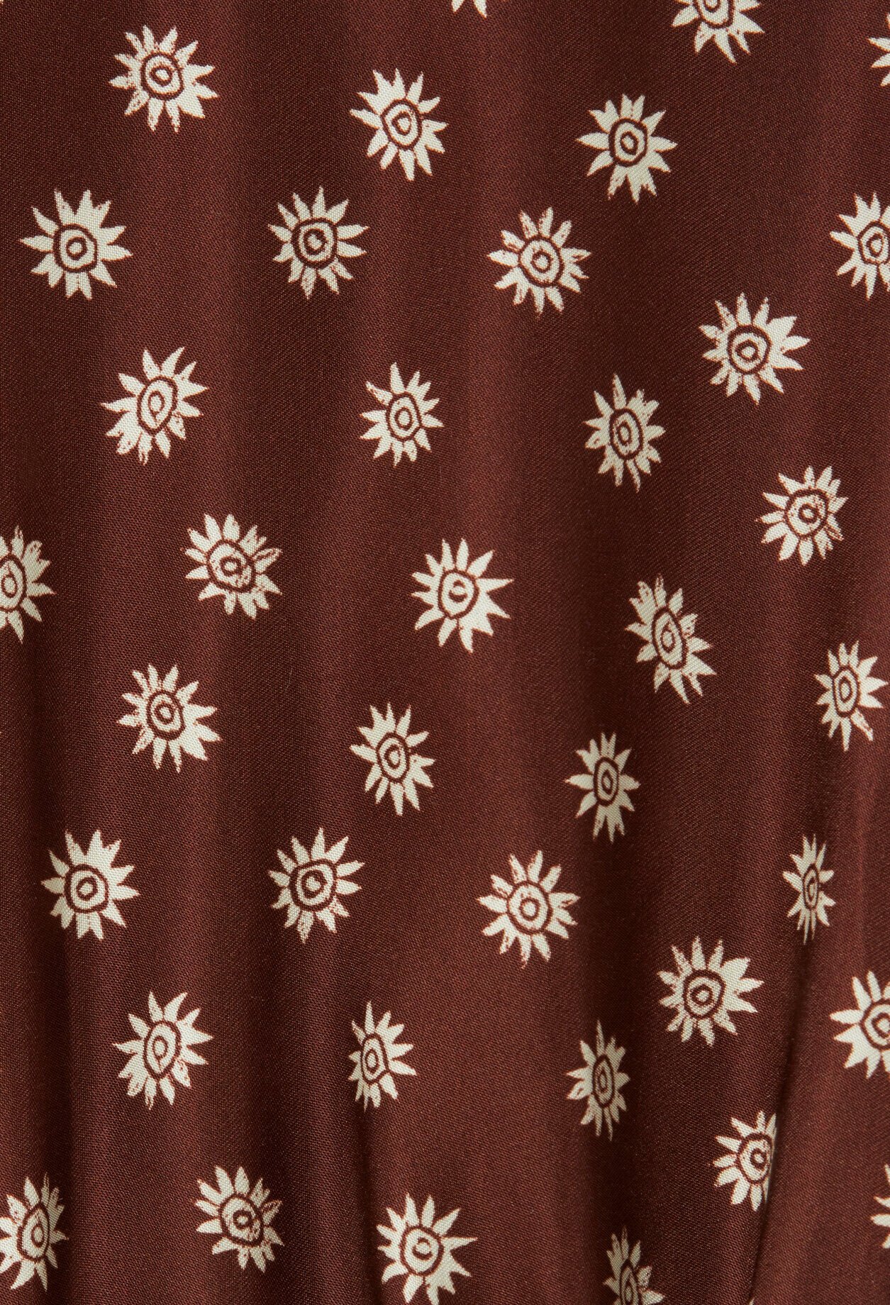 Langes bedrucktes Kleid