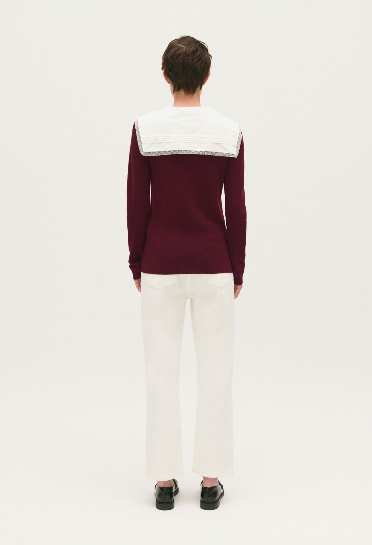 Pullover mit abnehmbaren Kragen