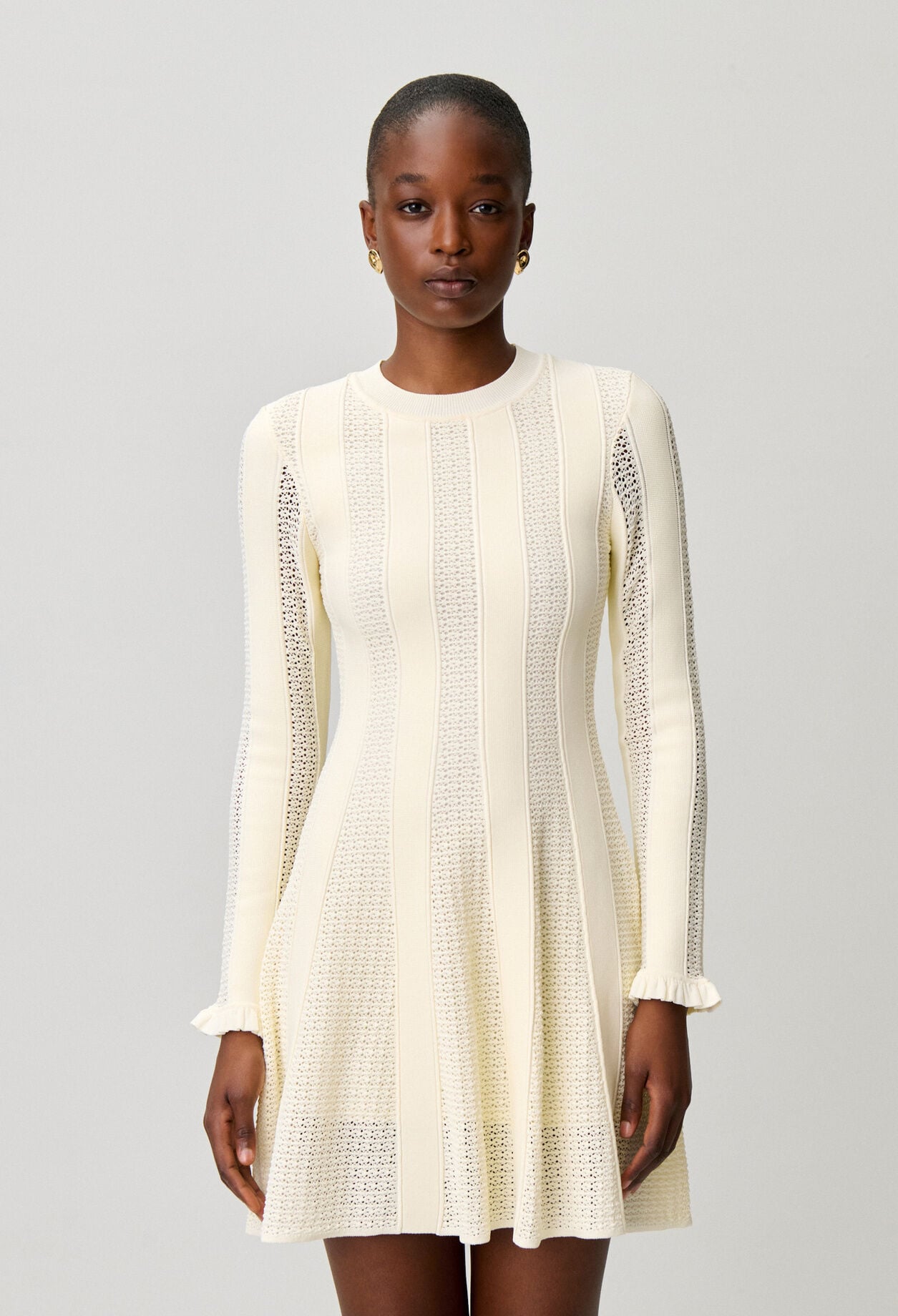 Kurzes Skater-Strickkleid