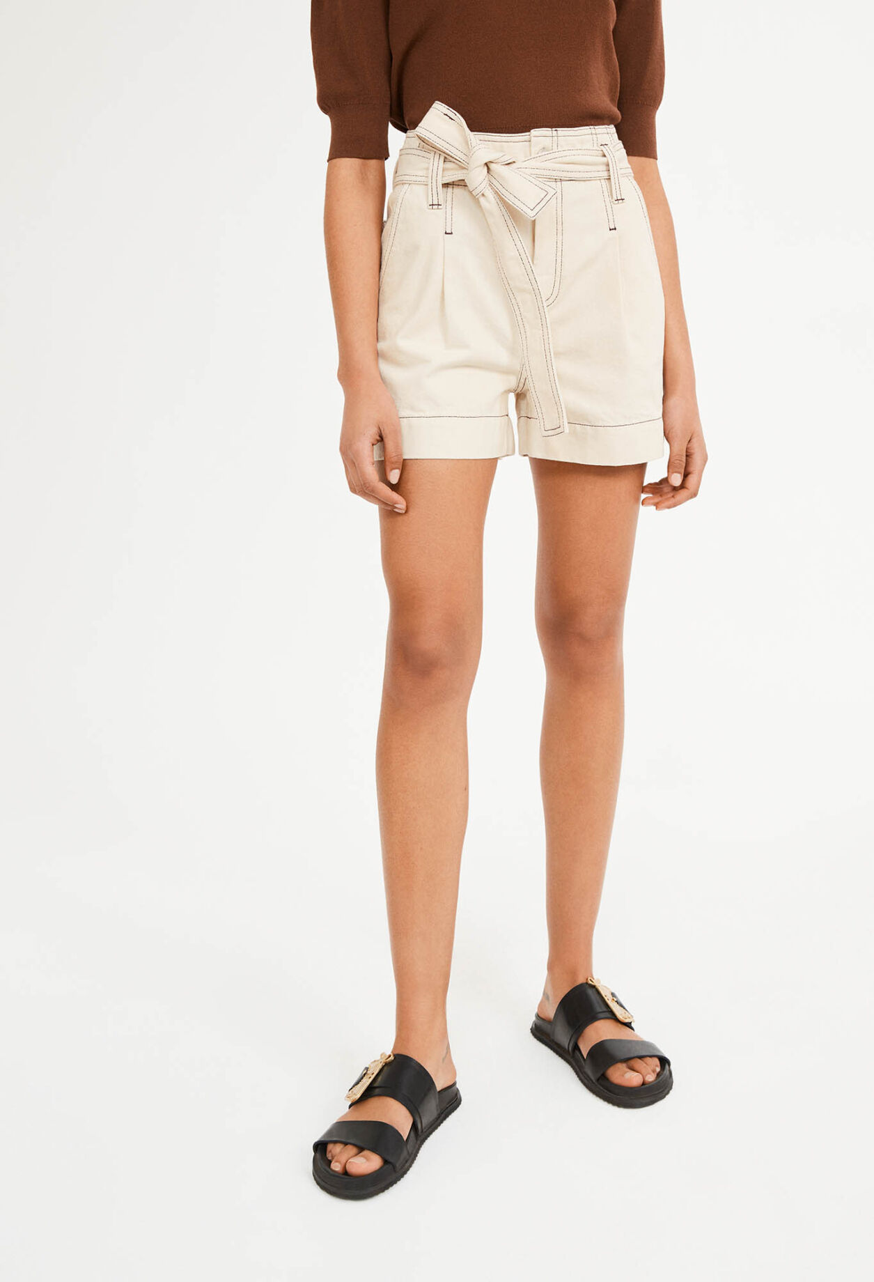 Shorts mit hoher Taille