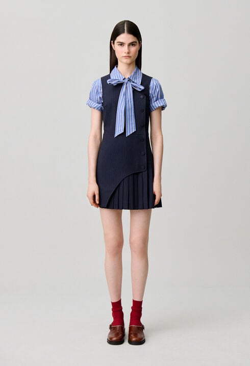 &Auml;rmelloses kurzes Kleid