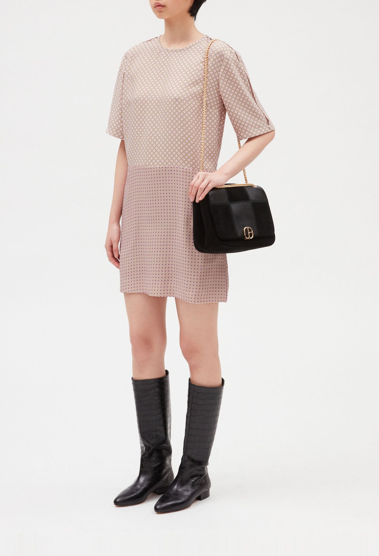 Kurzes Kleid mit Printmotiv, rosa