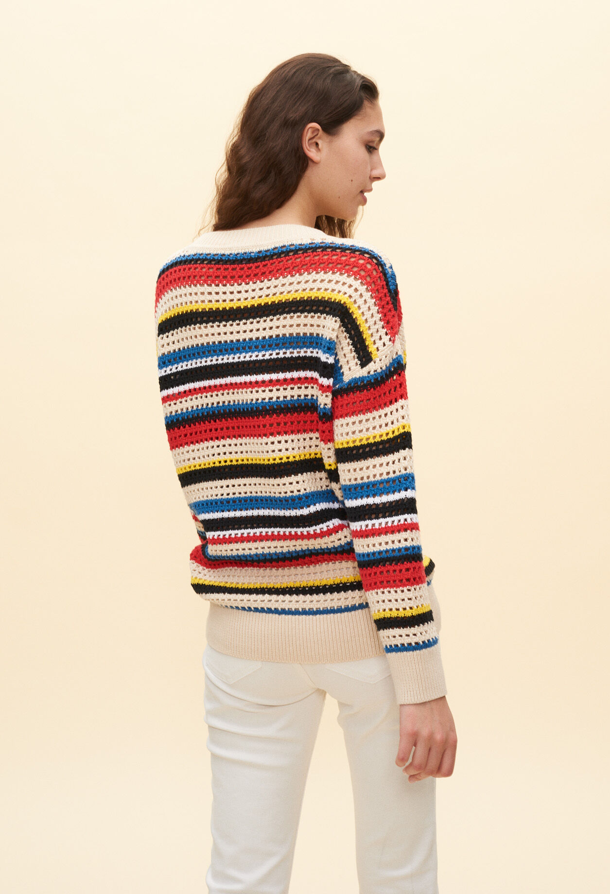 Gestreifter Pullover mit Hohlsaum