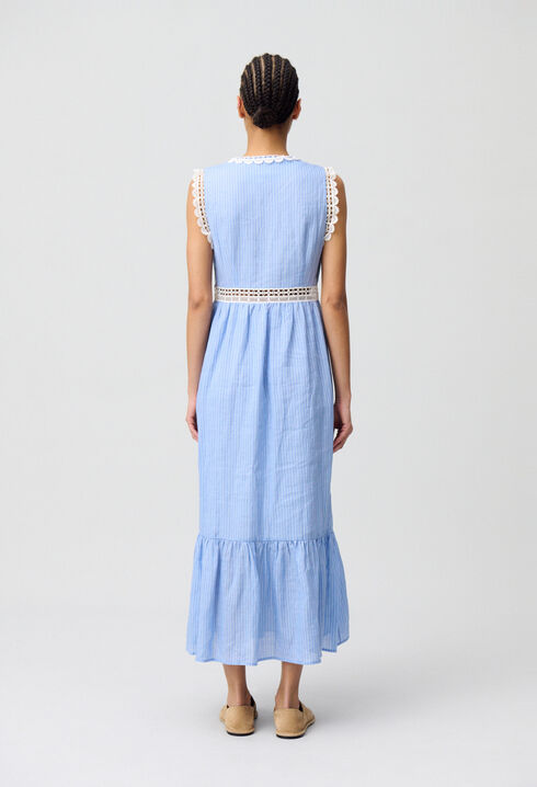 Langes gestreiftes Spitzenkleid