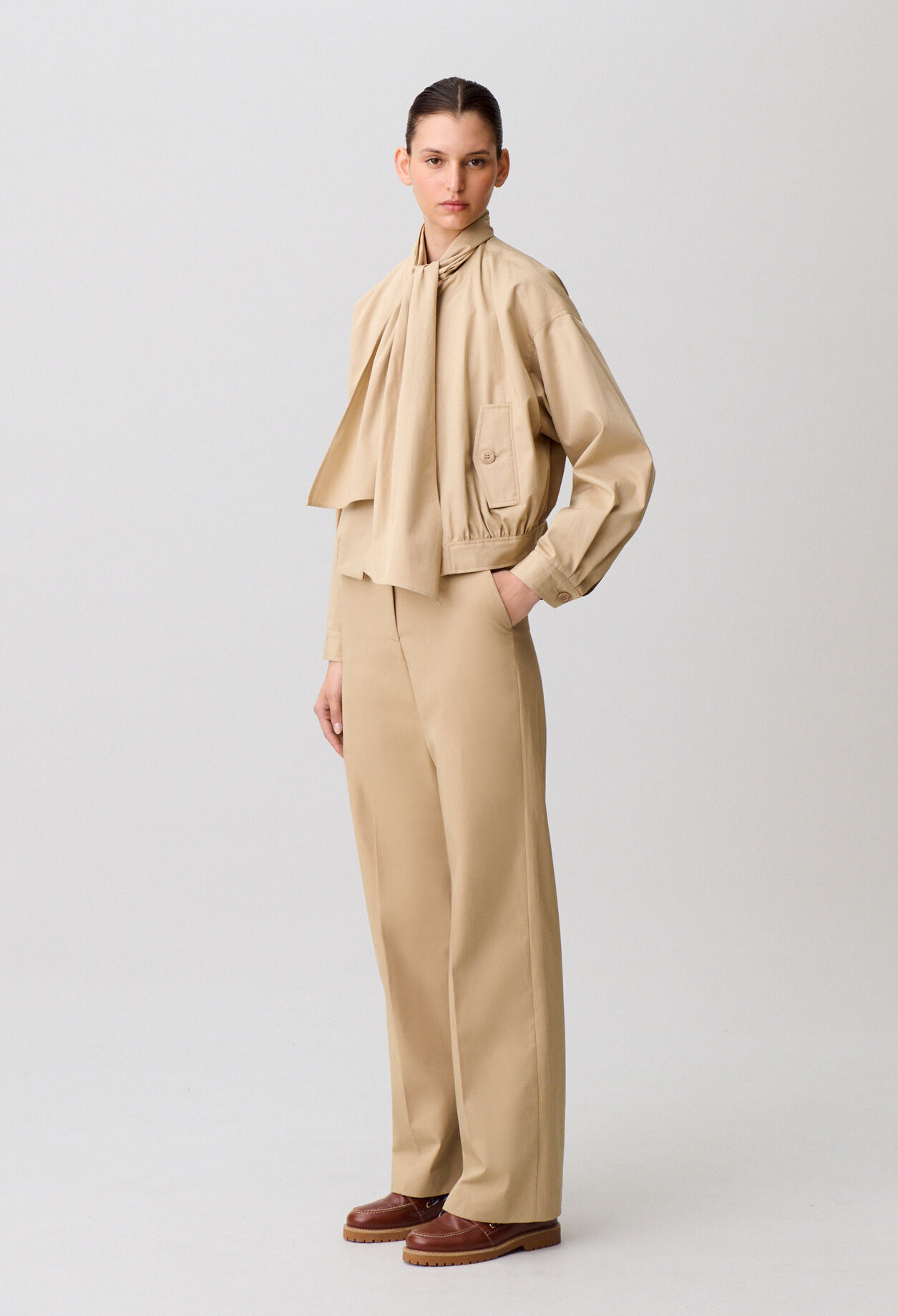 Kurzer Trenchcoat