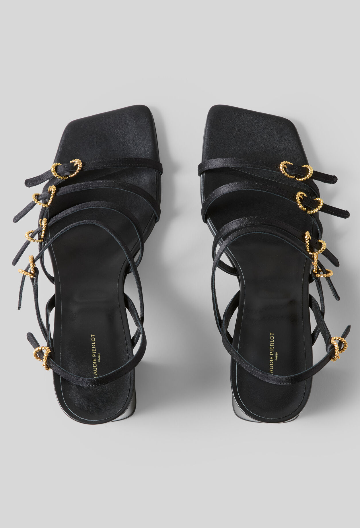Satin-Sandalen mit Absatz