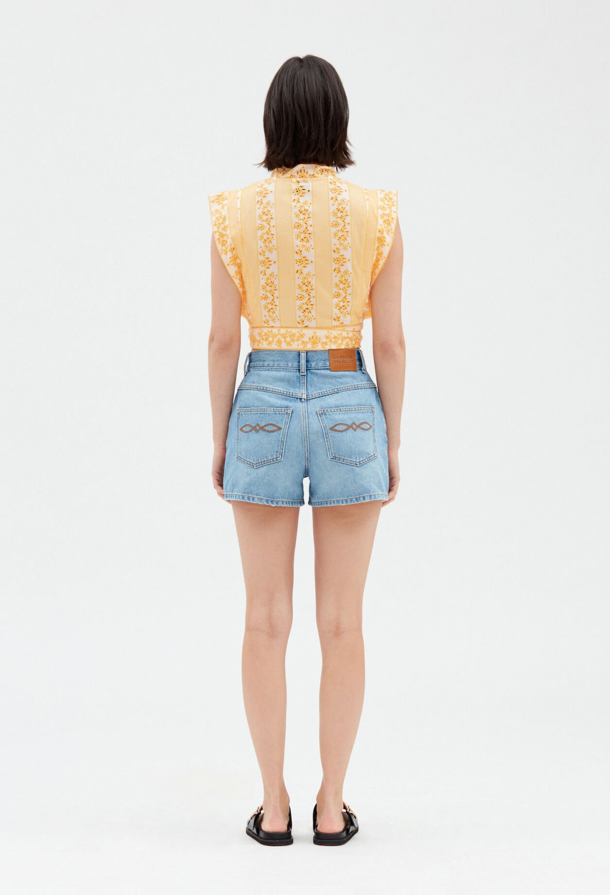 Top in Wickelform mit Stickerei, Mimose