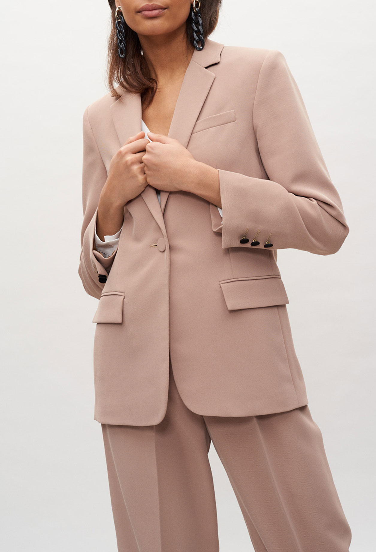 Kostümjacke mit Taschen
