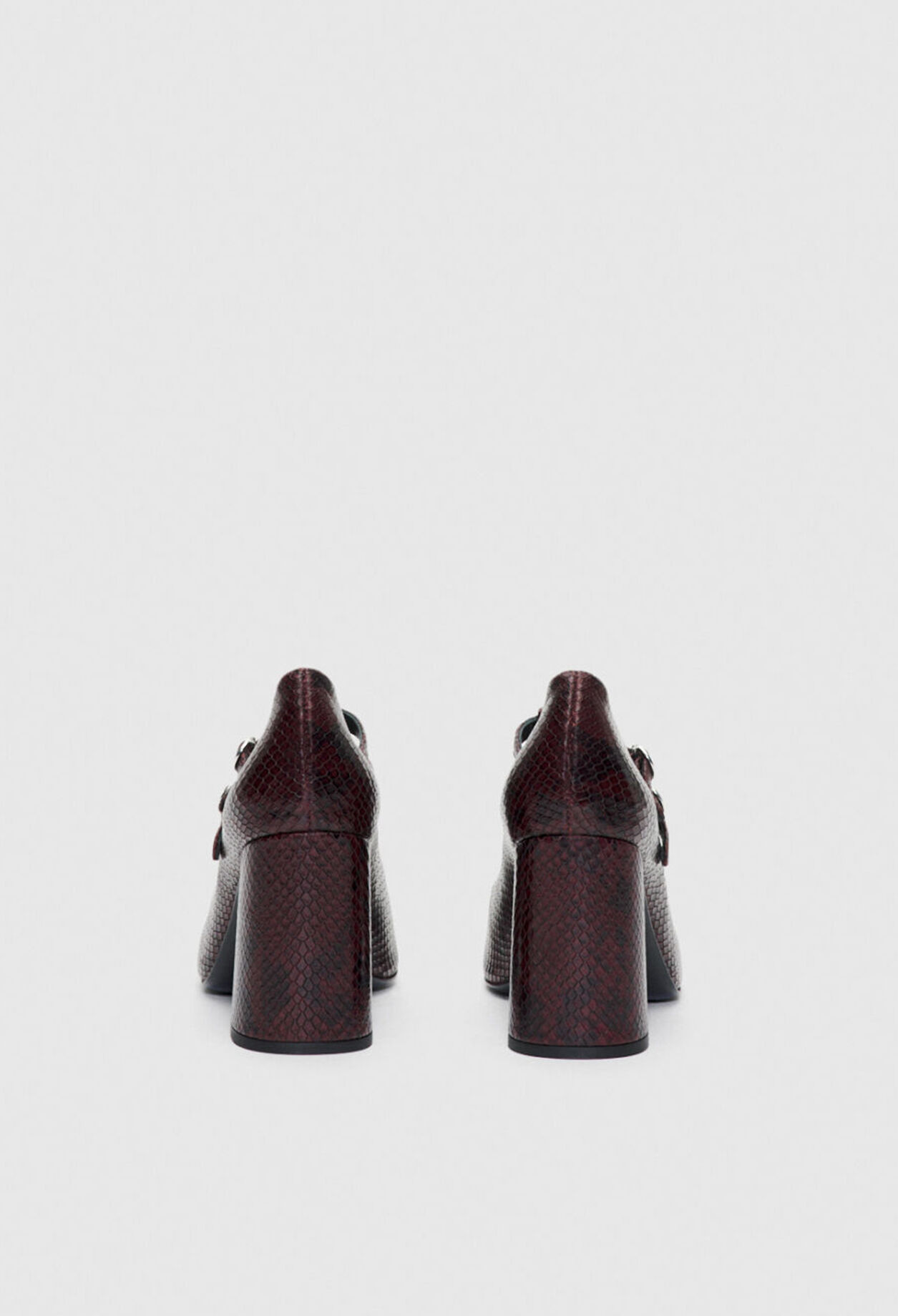 Riemchen-Pumps