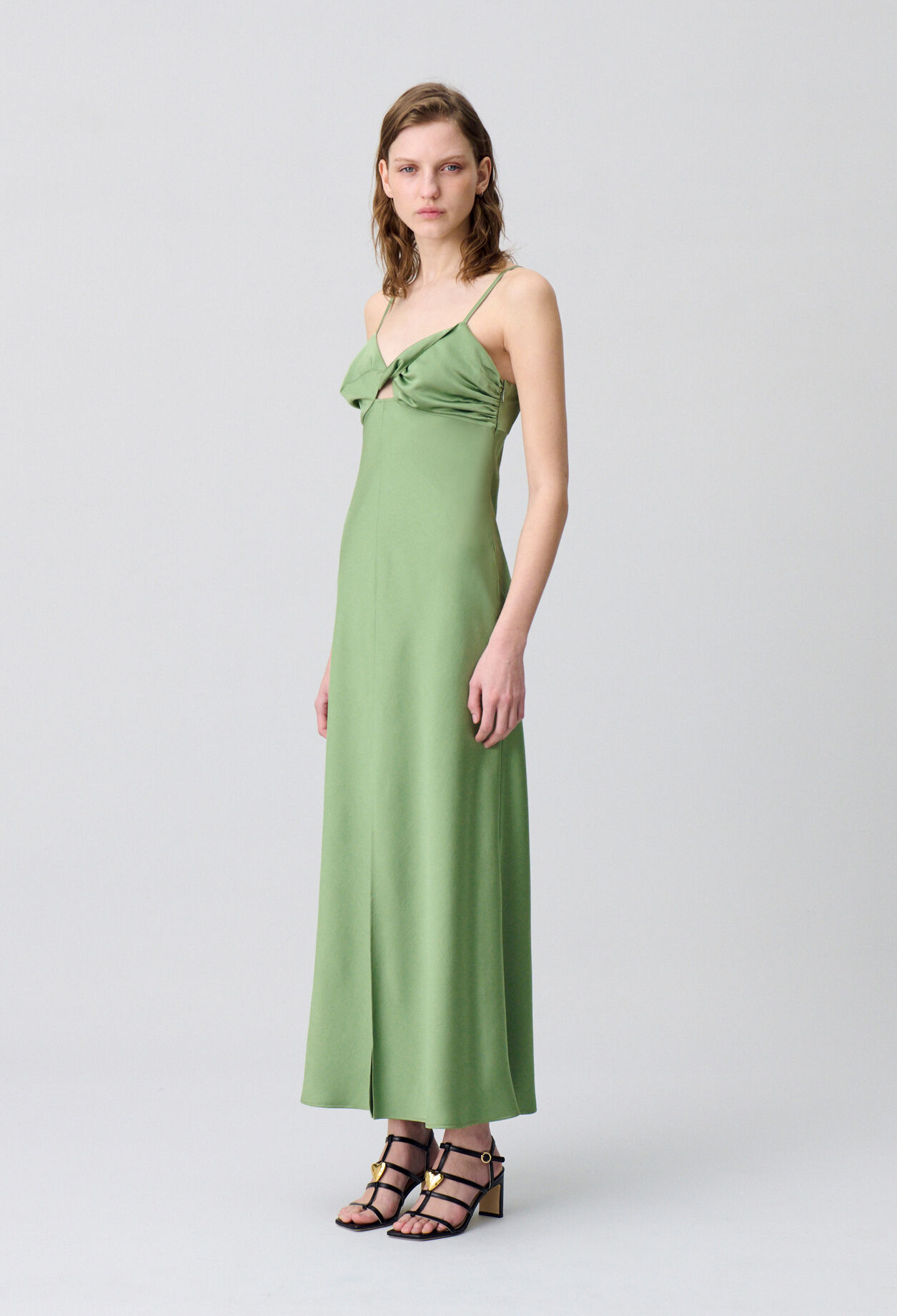 Langes Satin-Kleid