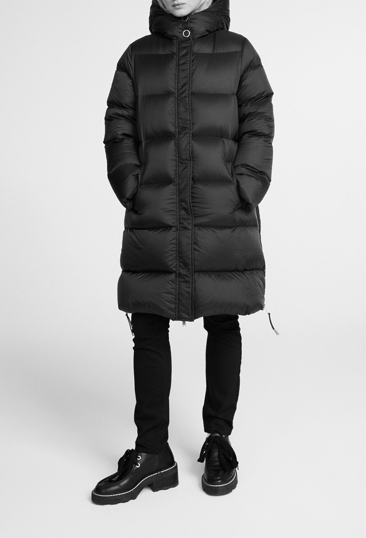 Schwarze Steppjacke