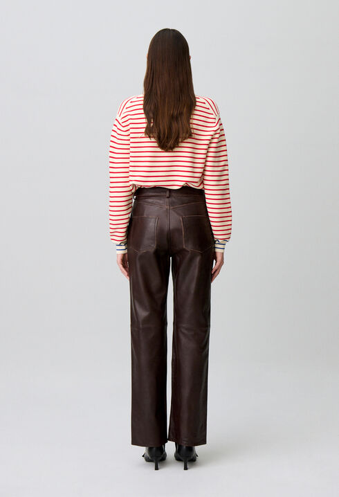 Gerade Lederhose mit Goldknopf