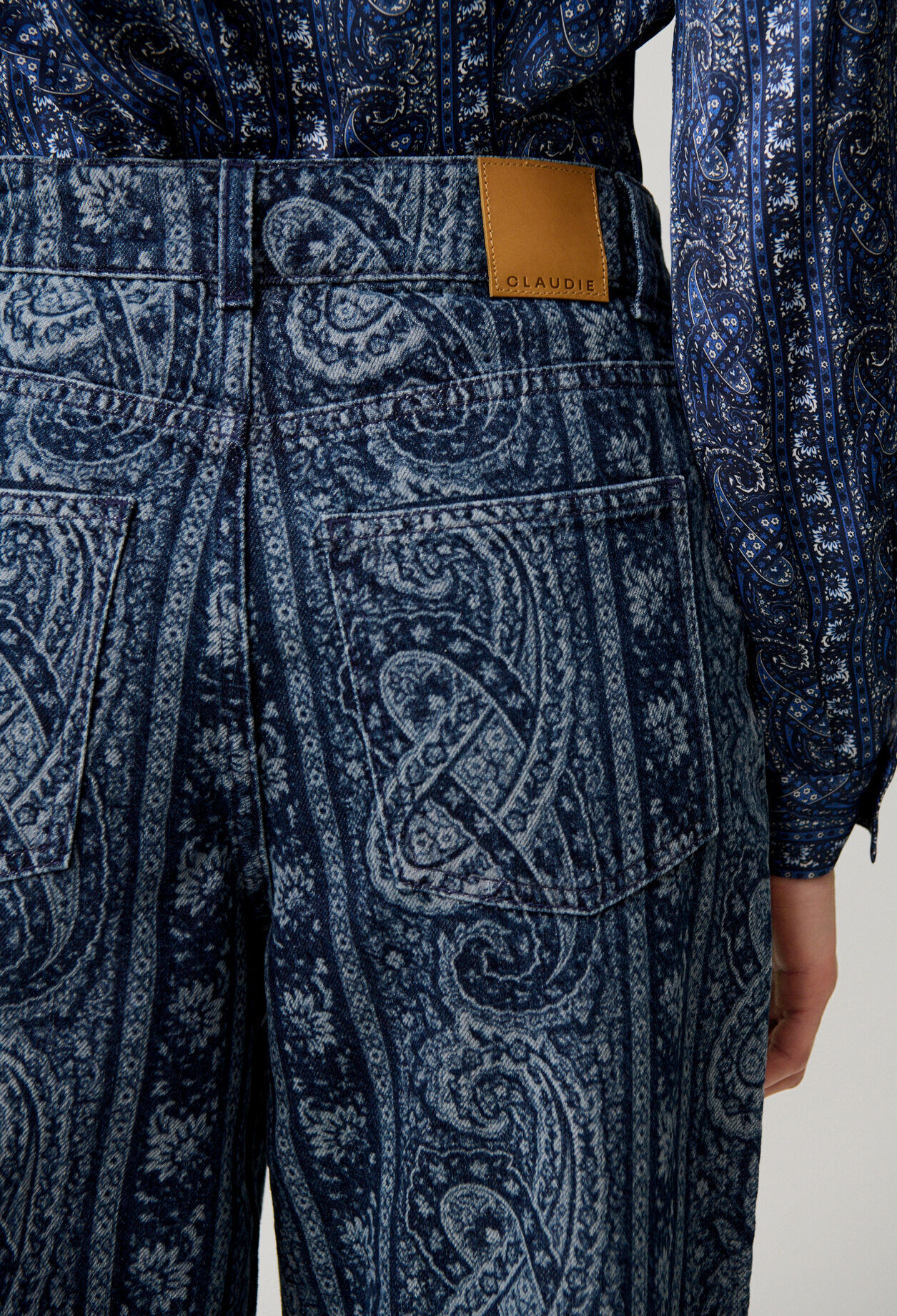 Gerade Denim-Jeans mit Print