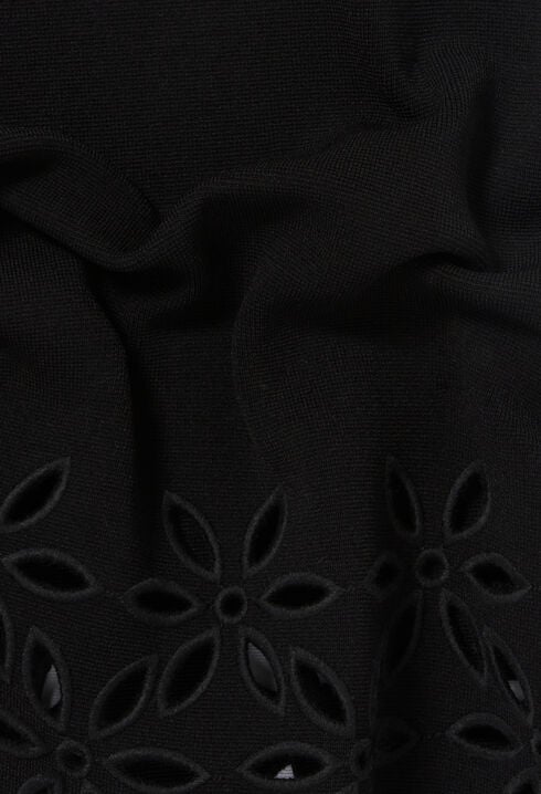 Kurzes Kleid aus Feinstrick