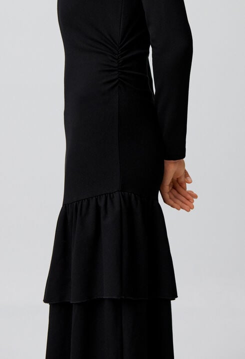 Asymmetrisches Jersey-Volantkleid