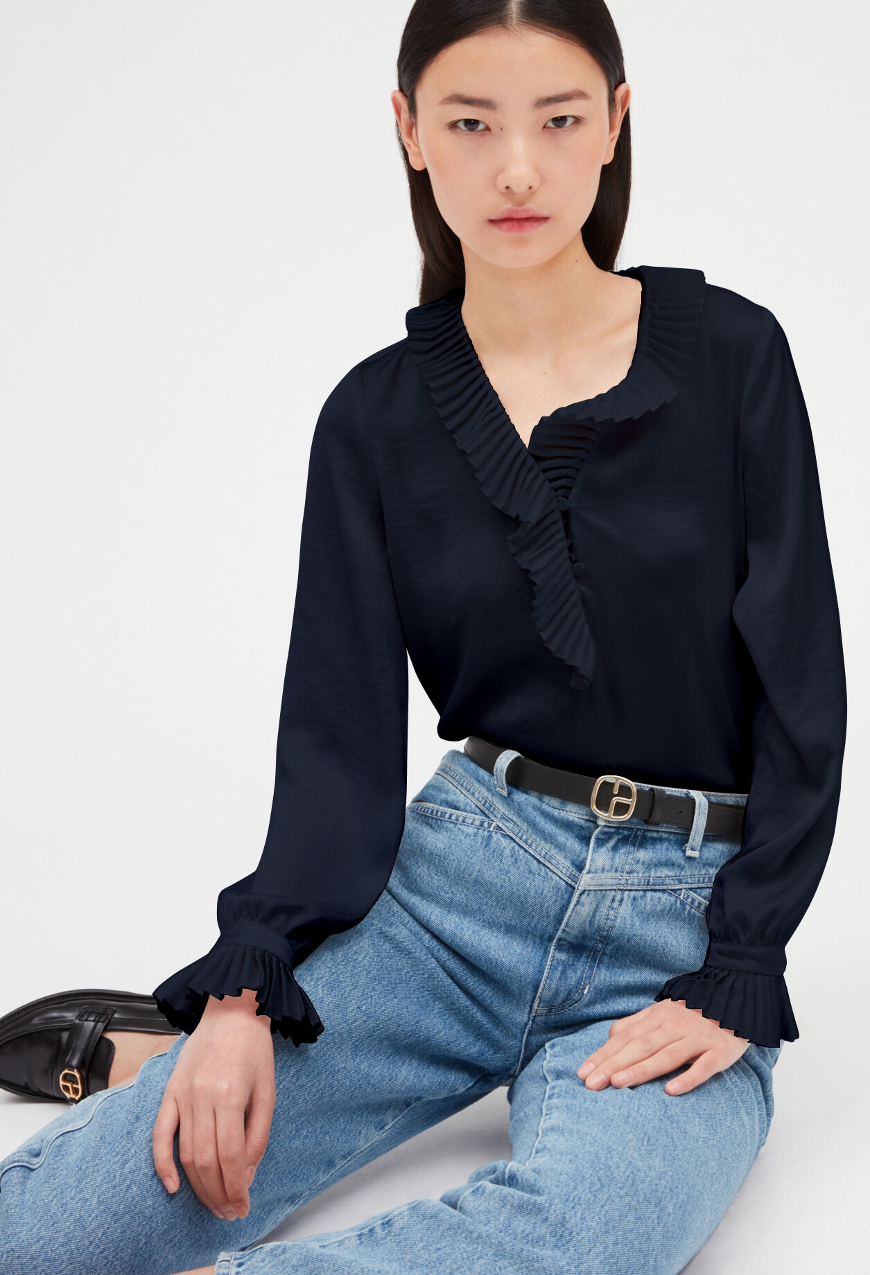 Bluse mit volant-besatz