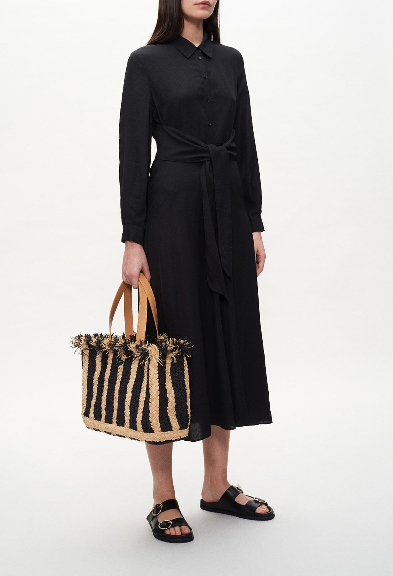 Langes Hemdkleid mit Gürtel