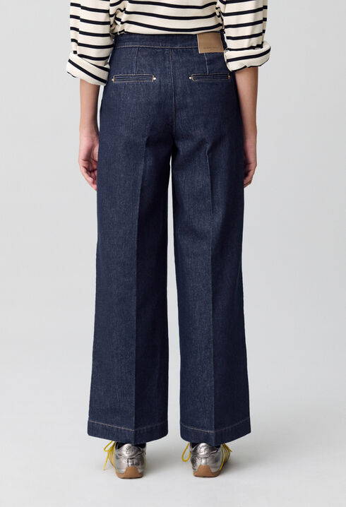 Weite Marlene-Jeans mit Knopfleiste