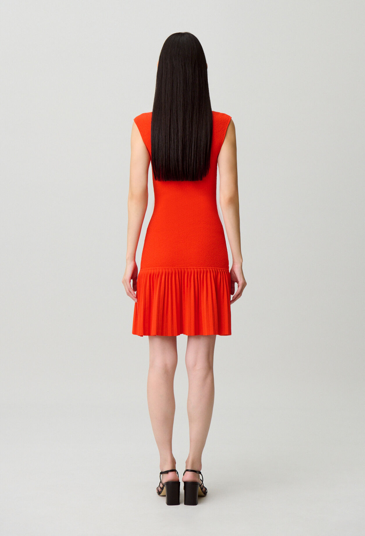 Plissiertes Strickkleid
