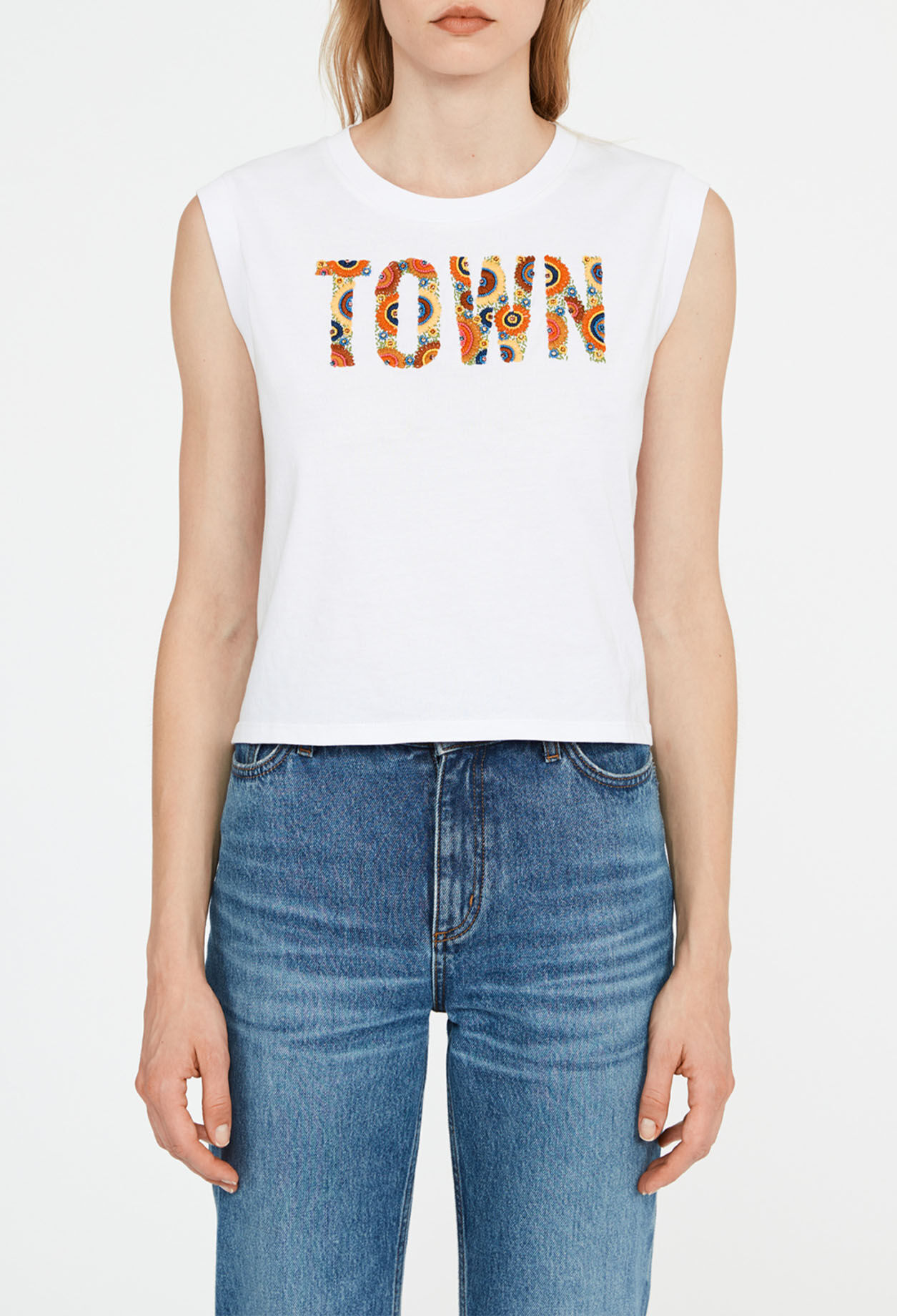 Besticktes T-Shirt