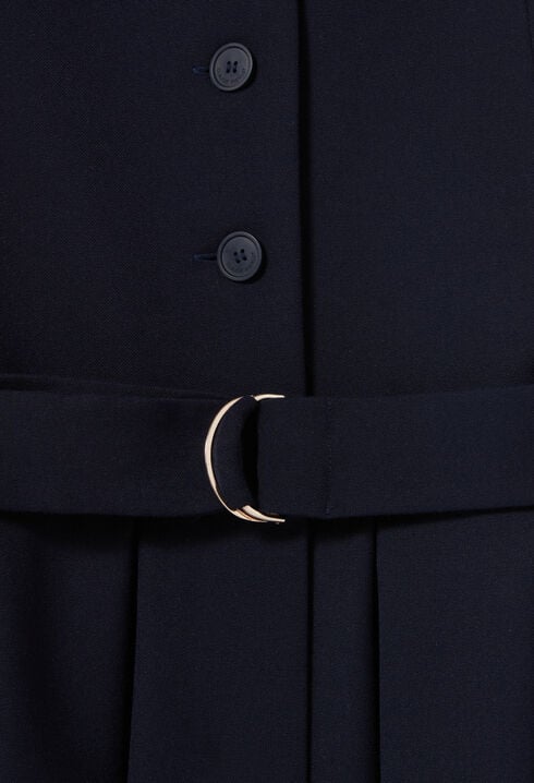 Gefaltetes kurzes Kleid