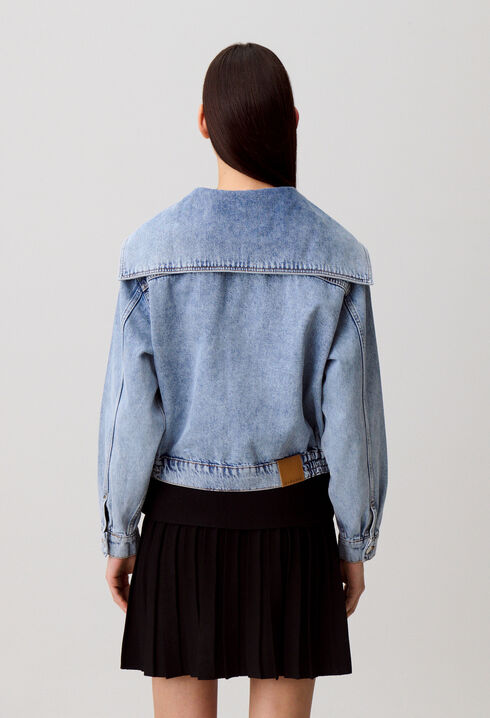 Jeansjacke mit Kontrastn&auml;hten