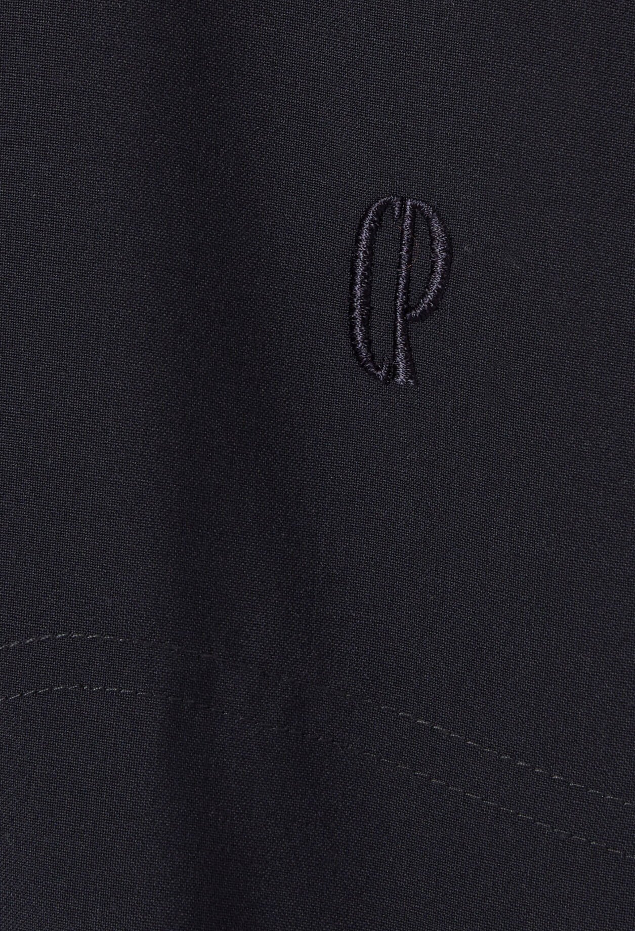 Übergroße Reißverschlussjacke