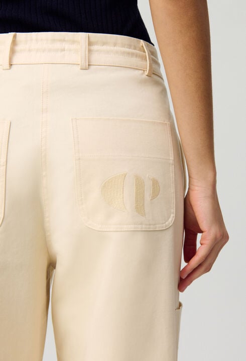 Tief sitzende Cargo-Hose