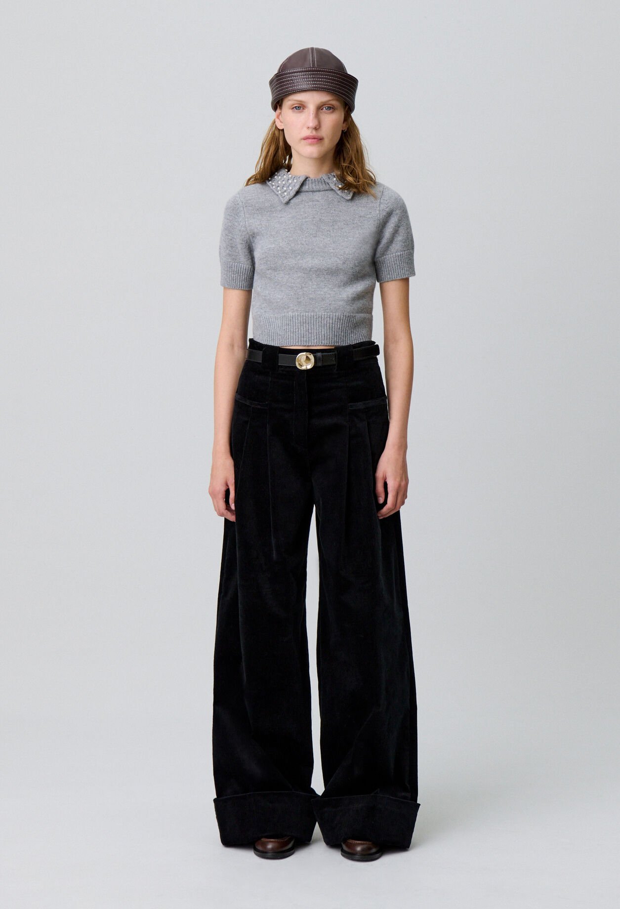 Weit geschnittene Cordhose