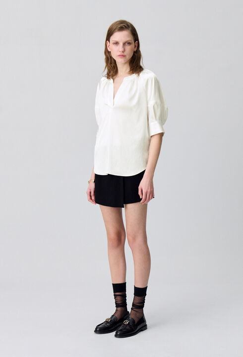 Fließende Bluse mit Tunesien-Kragen
