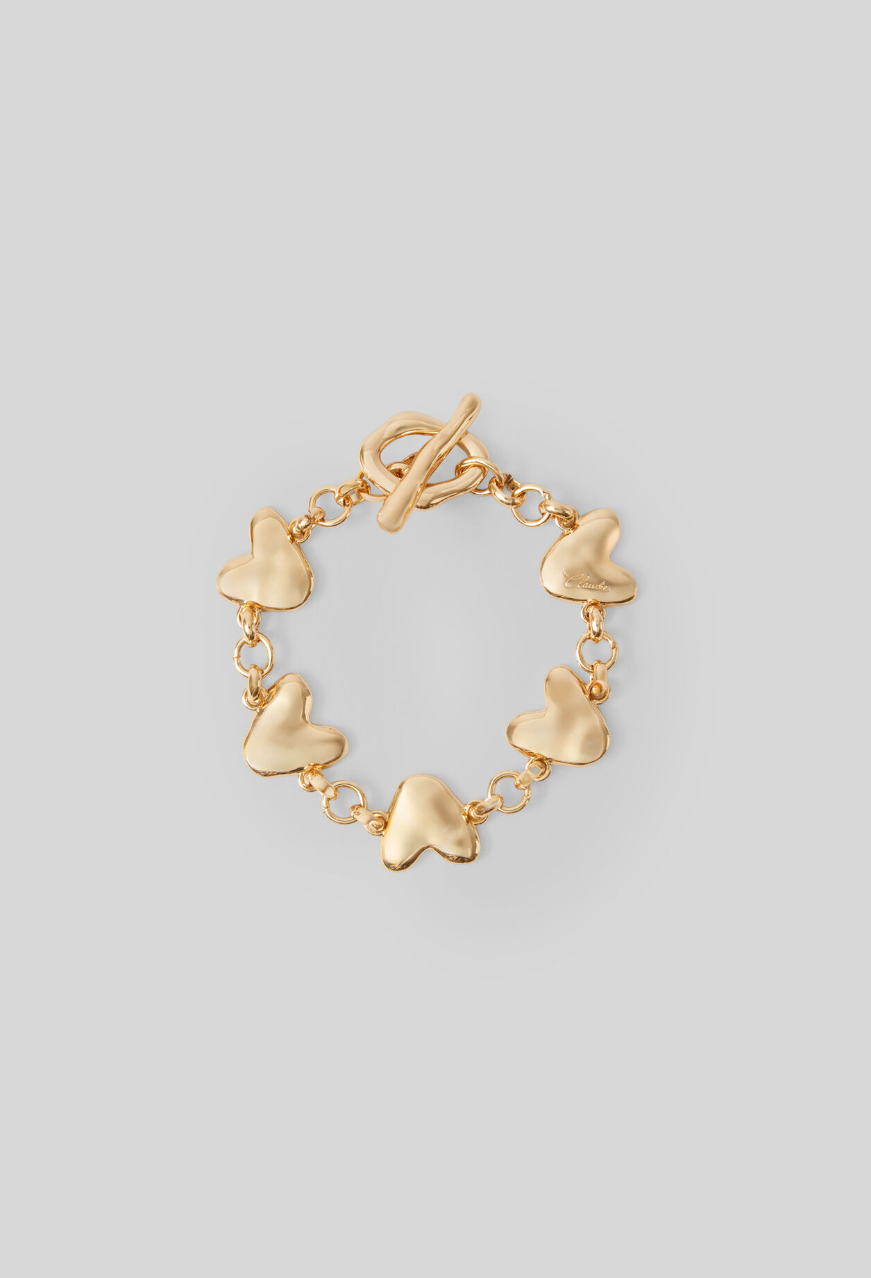 Armband mit geh&auml;mmerten Herzen