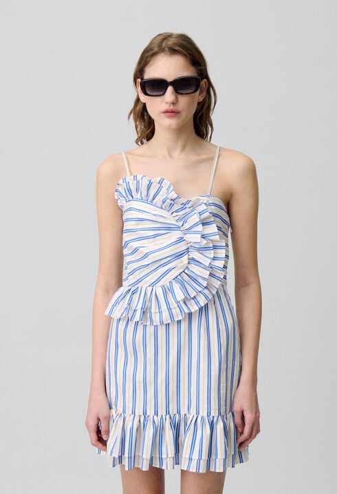 Kurzes Kleid mit Rüschen