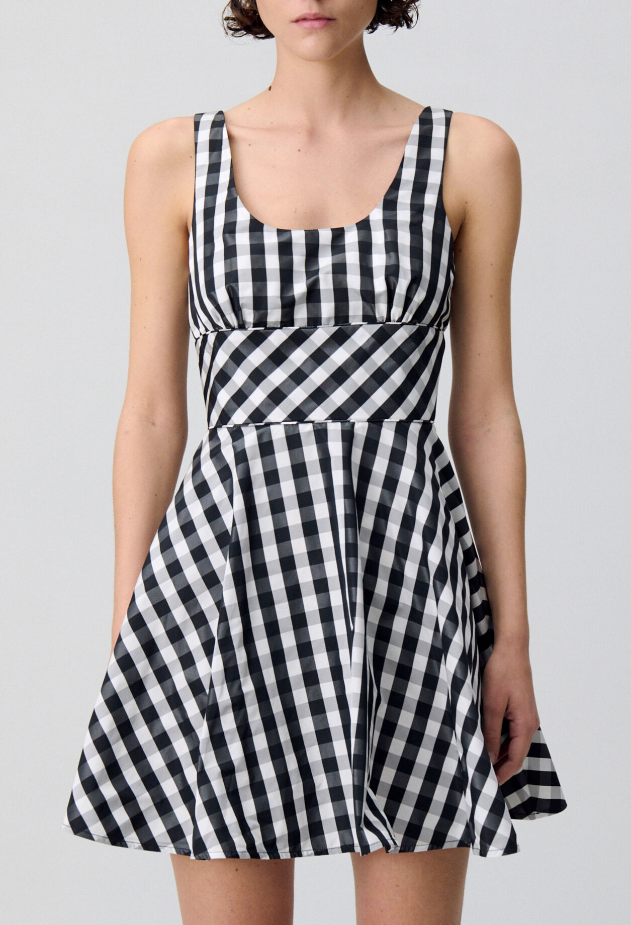 Kurzes Skaterkleid