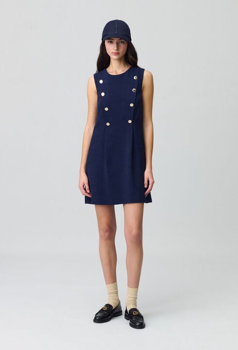 Tailliertes kurzes Kleid