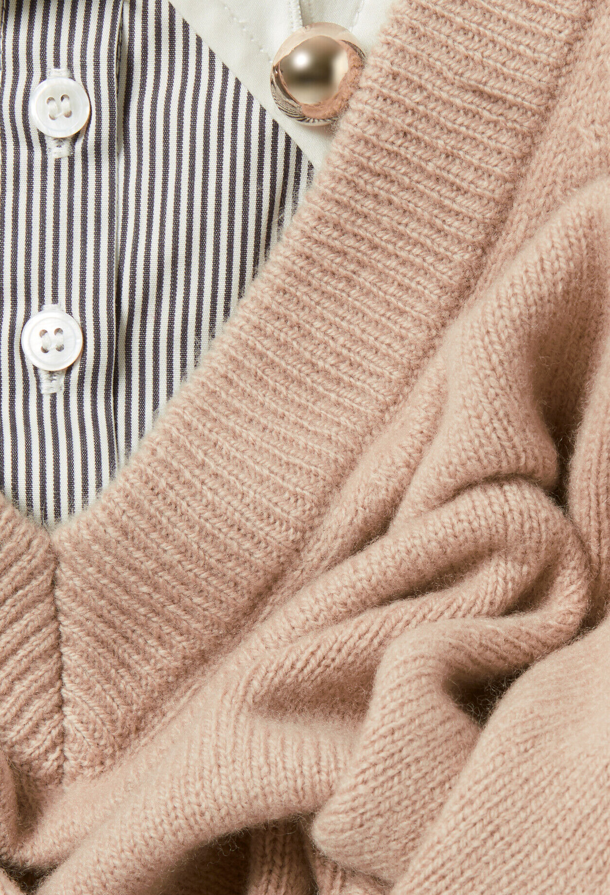 Pullover mit V-Ausschnitt