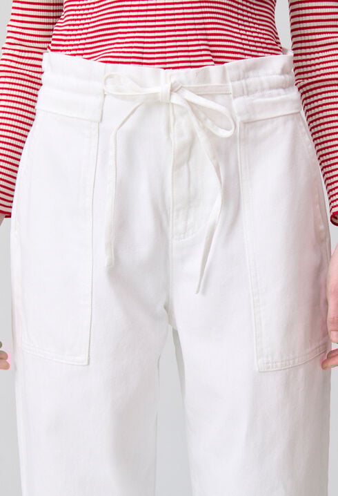 Baggy-Jeans mit Stickerei