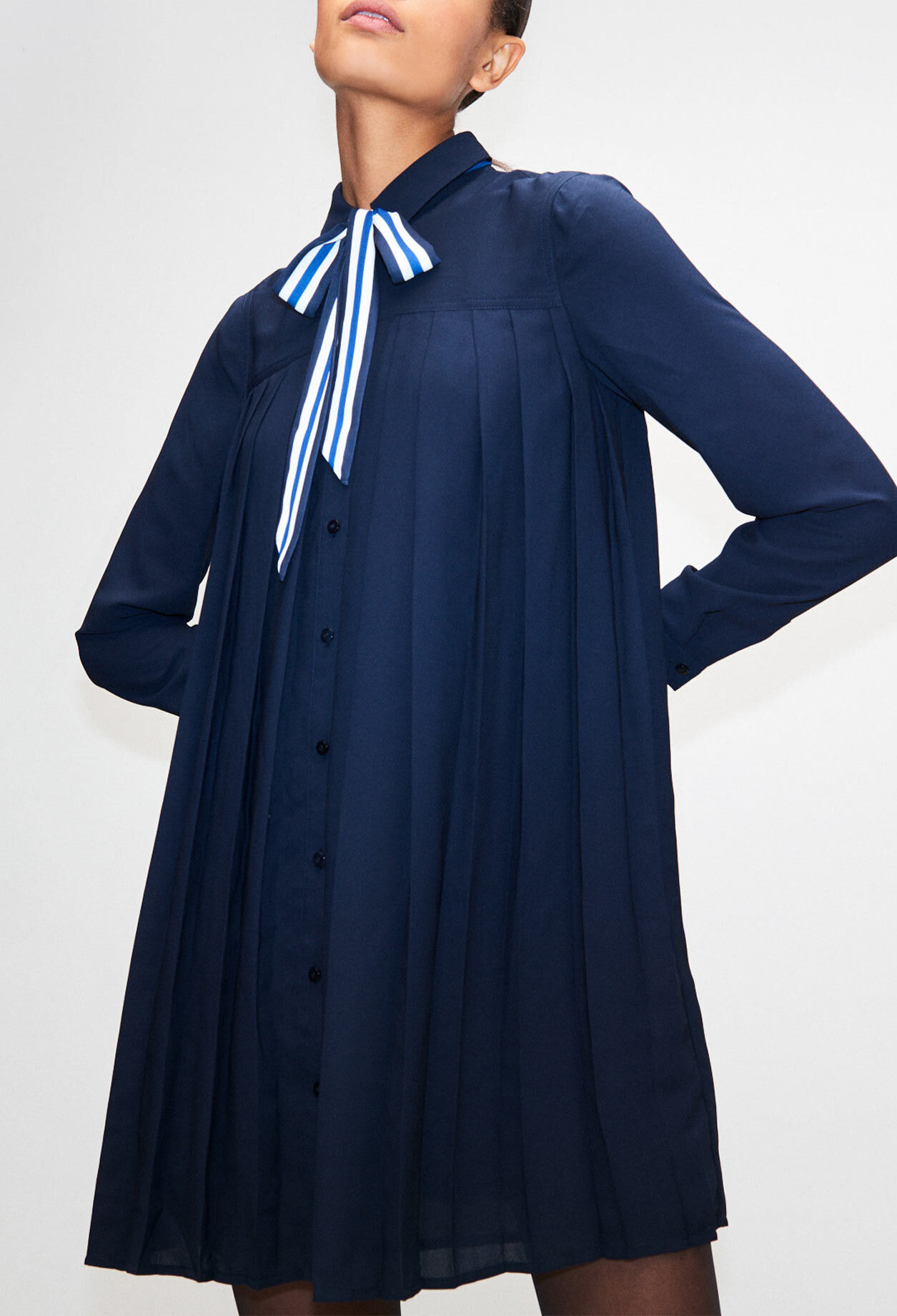 Plissiertes Hemdkleid Lavallière