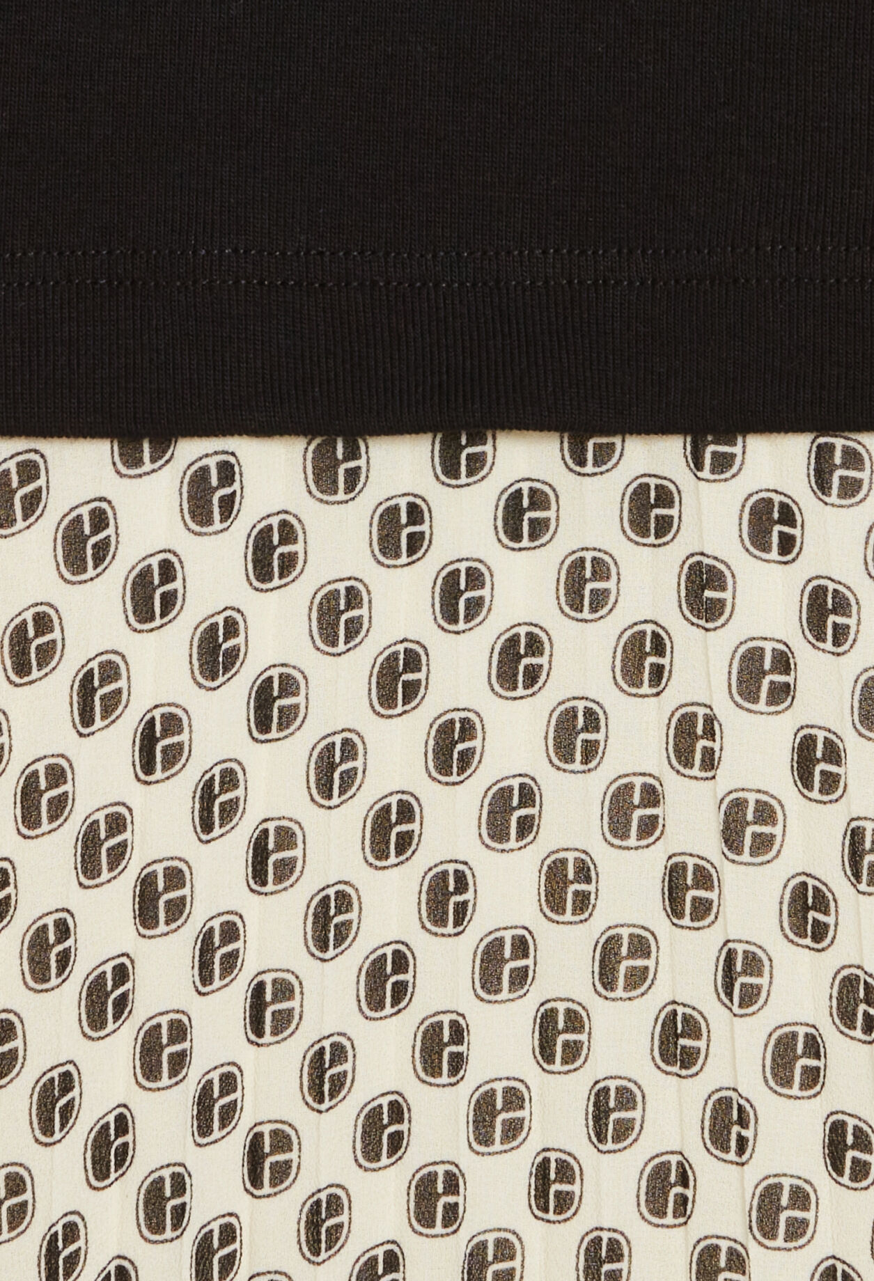 Kurzes Kleid Teli aus Materialmix