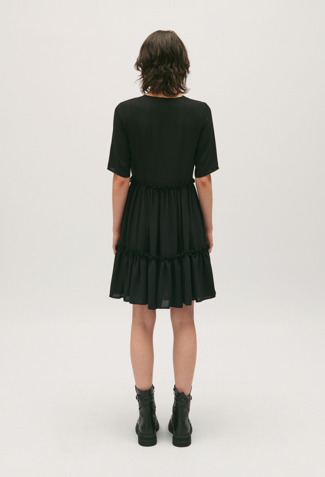Kurzes Volant-Kleid schwarz