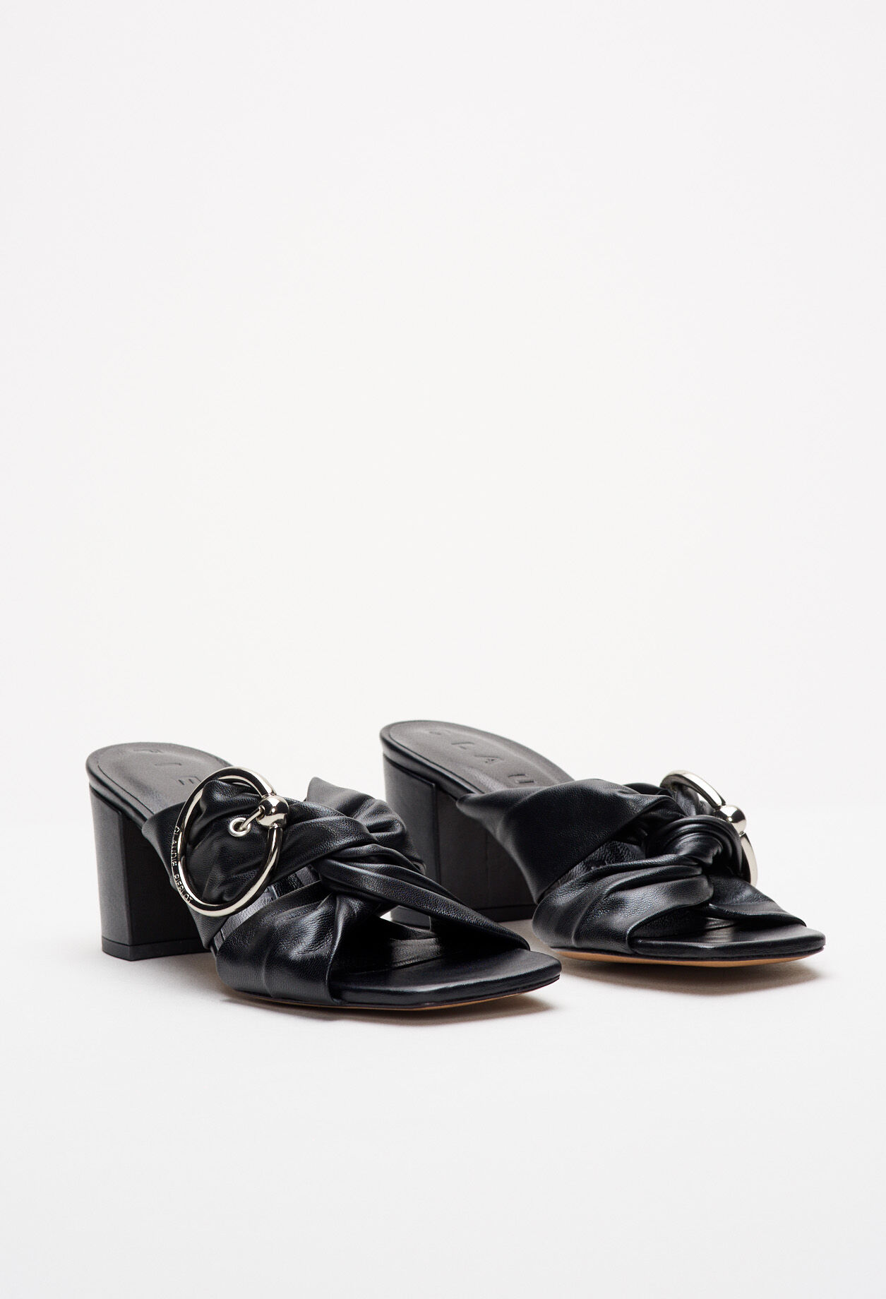 Mules Sandalen mit Metallschnalle