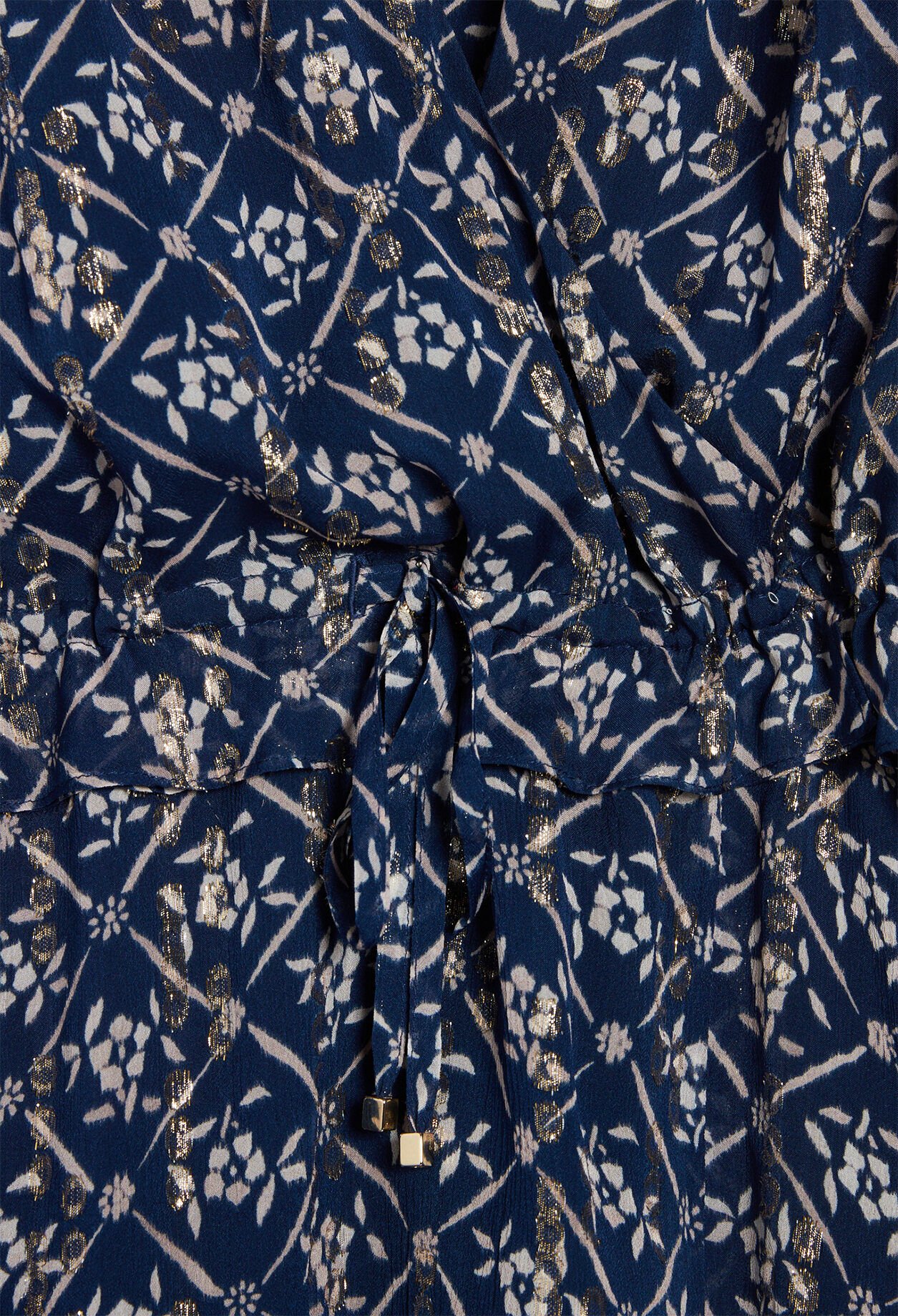 Langes Kleid mit Blumenmuster