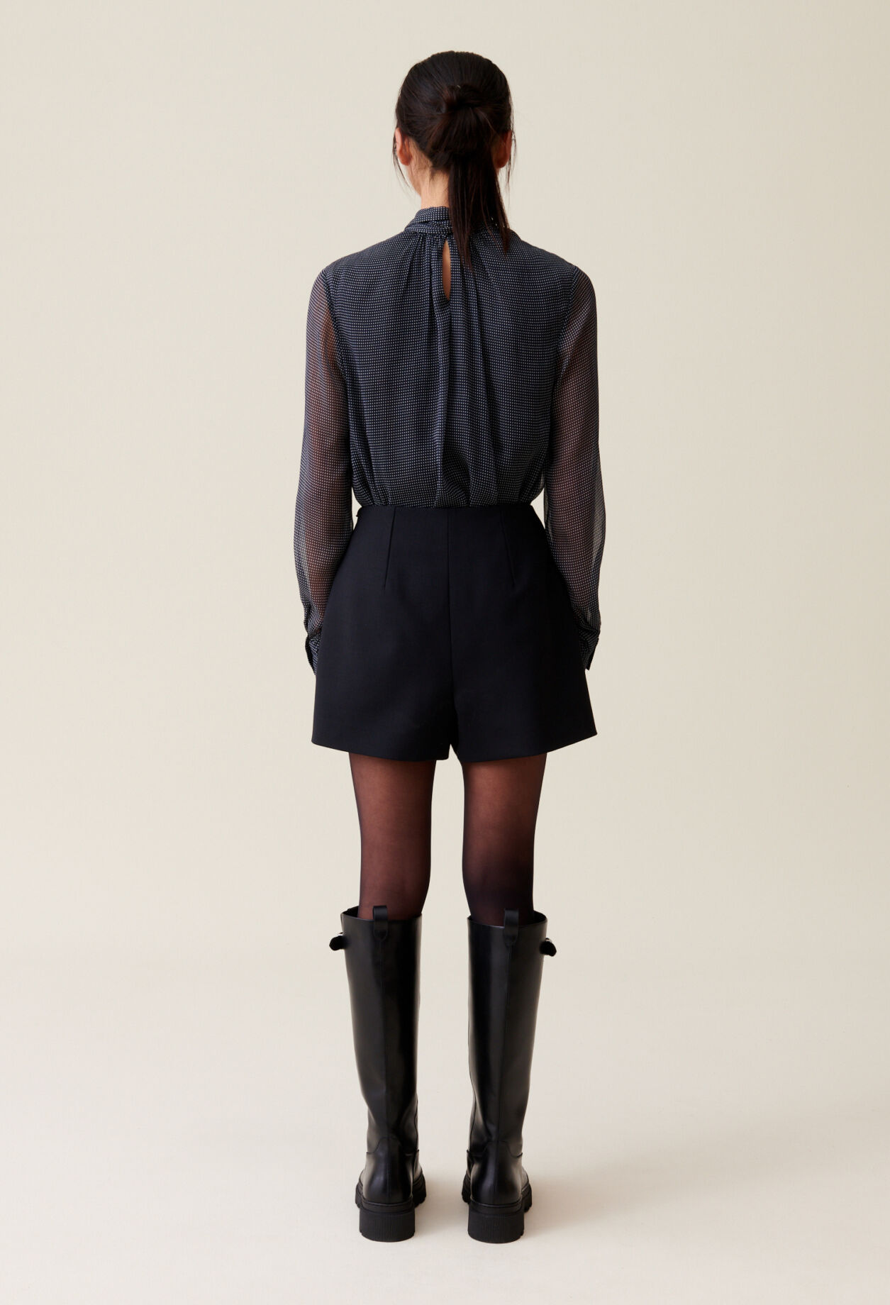 Schwarze High-Waist Shorts