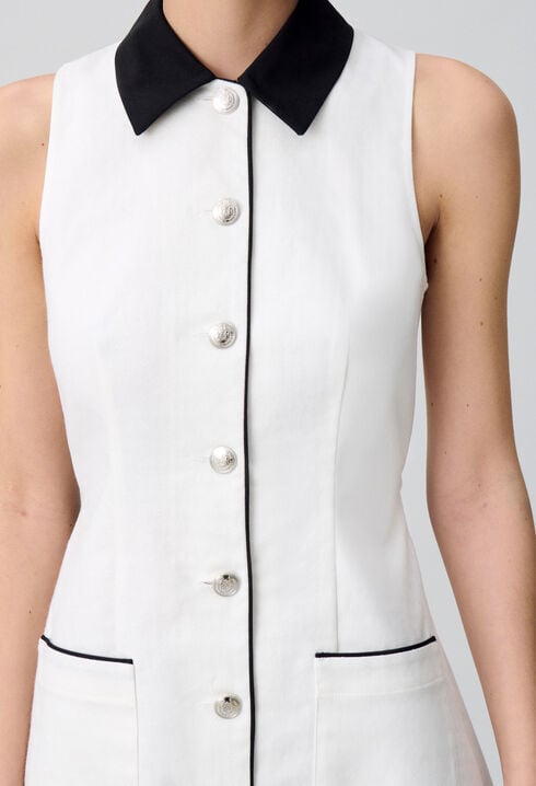 Ärmelloses kurzes Kleid