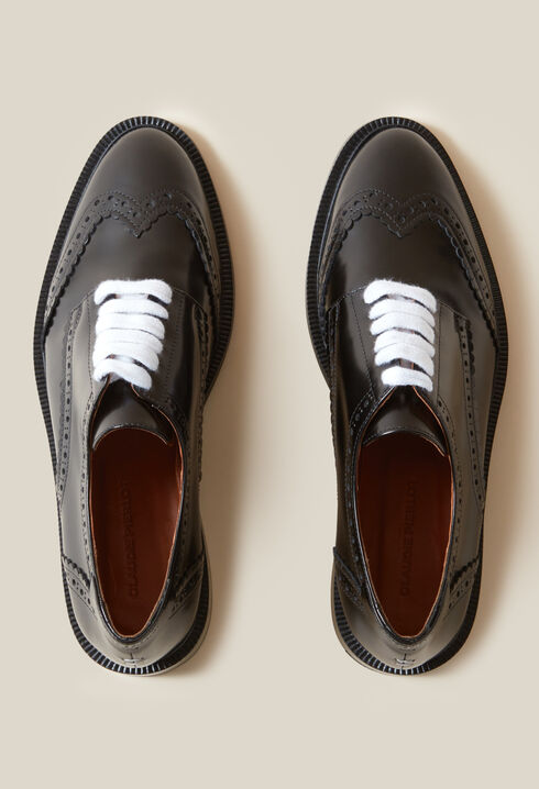 Lackleder-Derbies