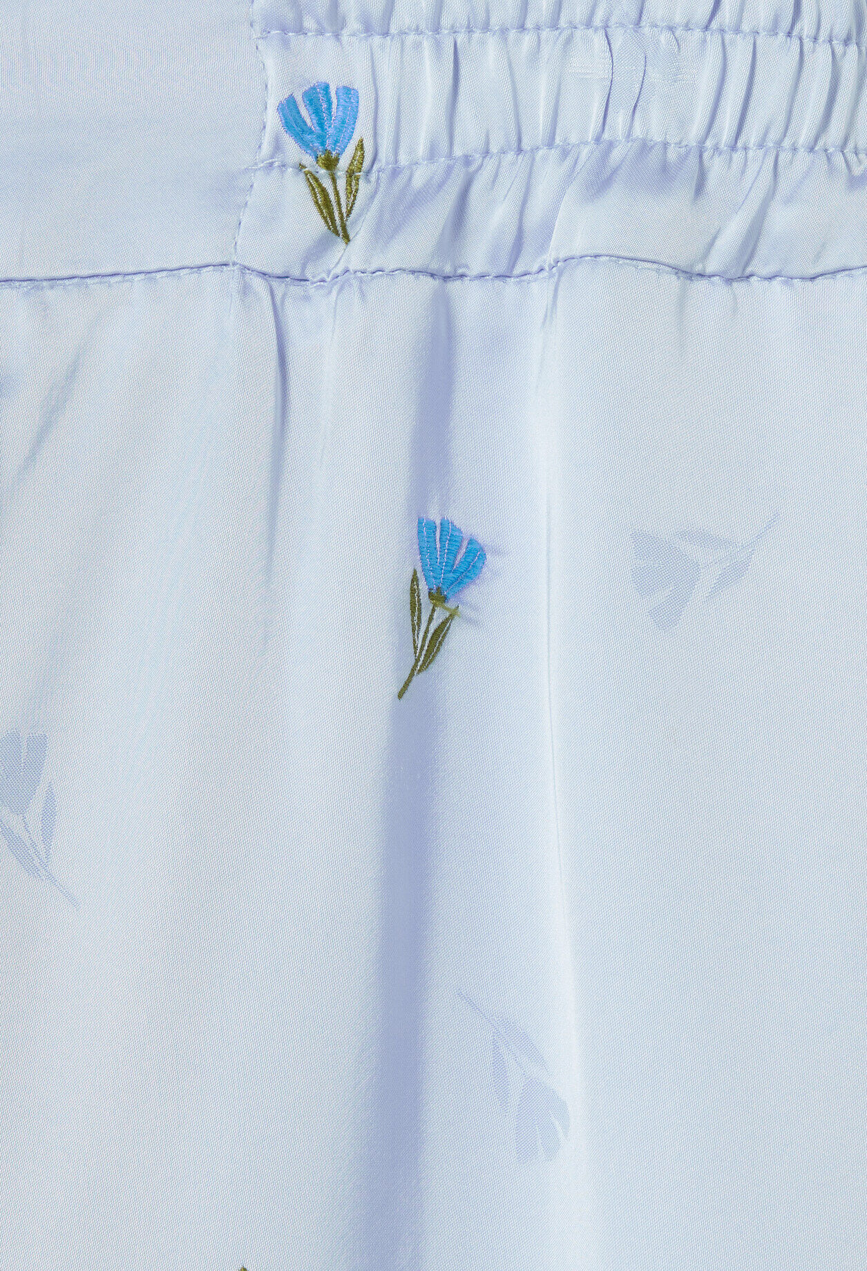 Leichte Satinhose