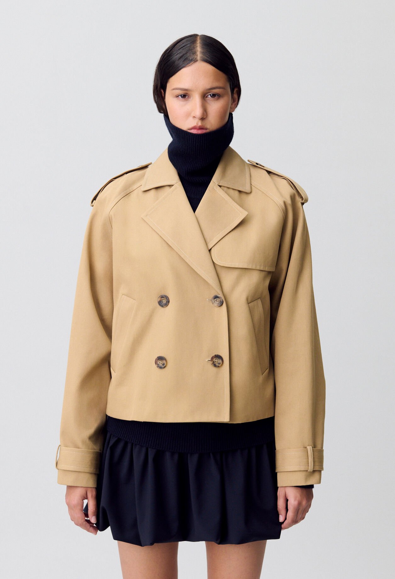Kurzer Trenchcoat