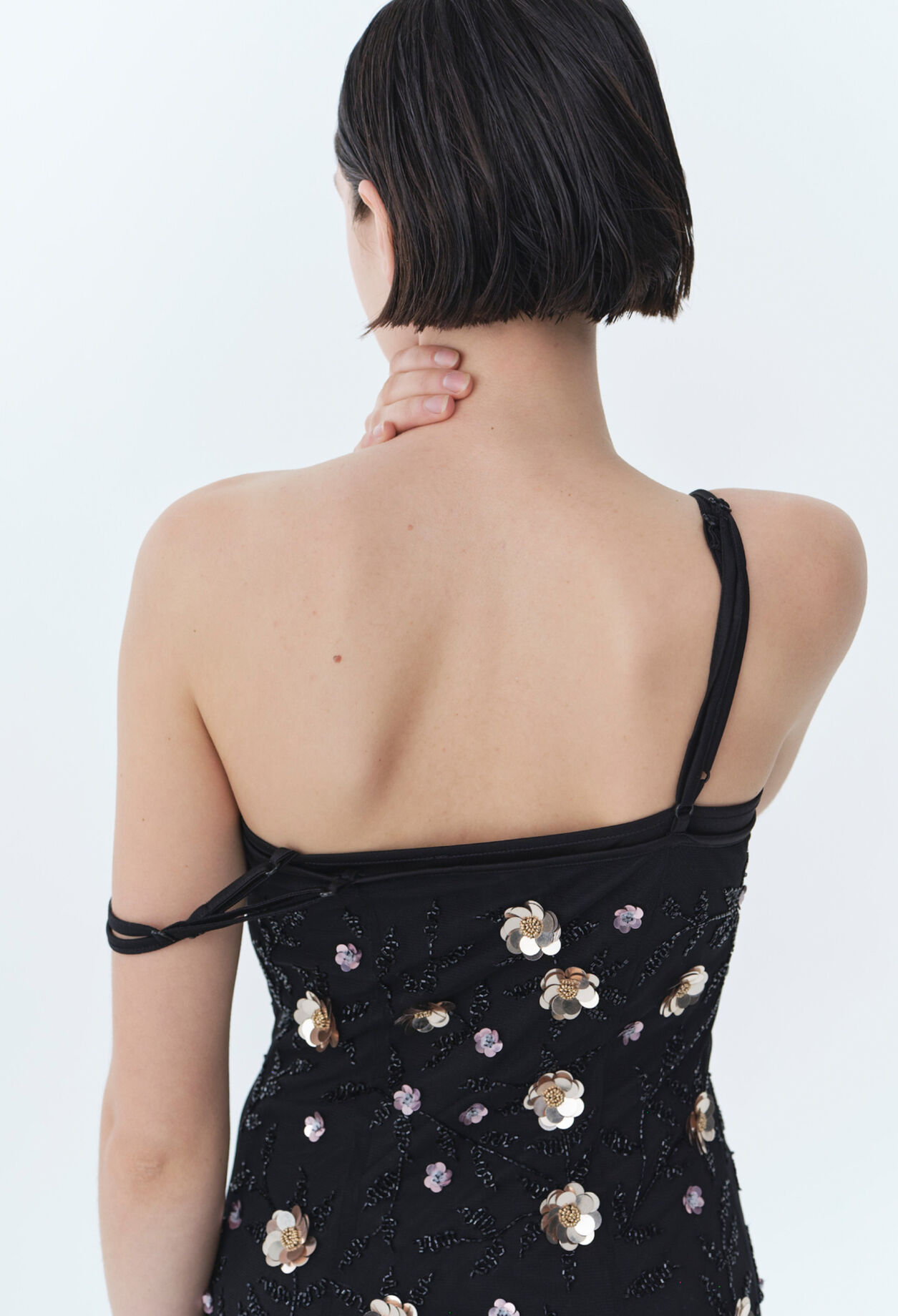 Langes fließendes Kleid Pailletten