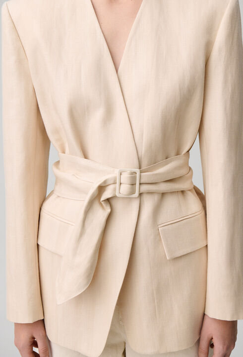 Taillierte Jacke mit Kimono-Kragen